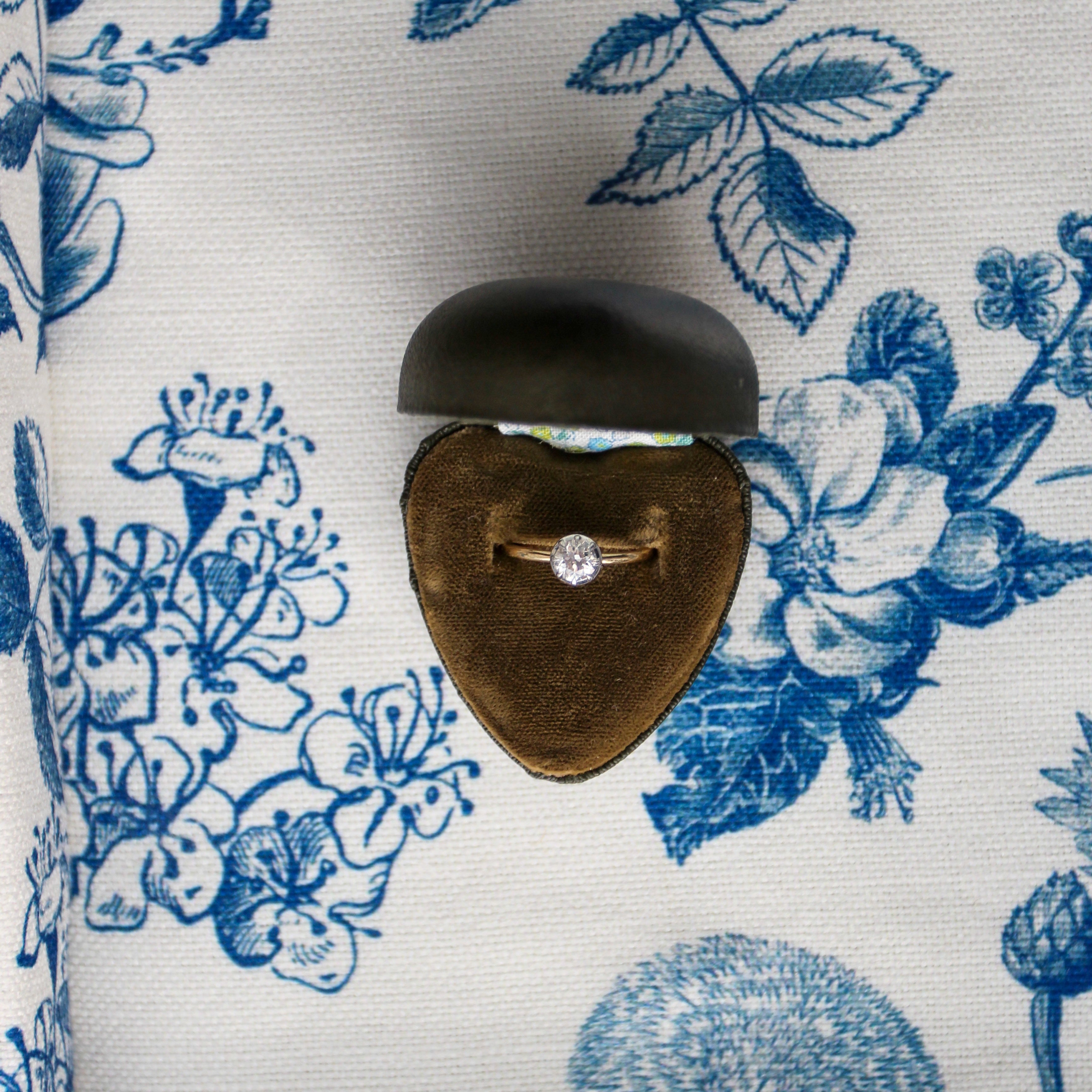 Old Euro Diamond Ring 14K Gold